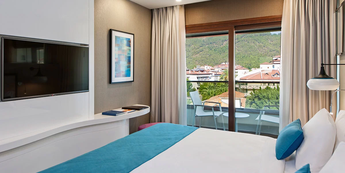 SUPERIOR ODA, BÜYÜK YATAKLI 