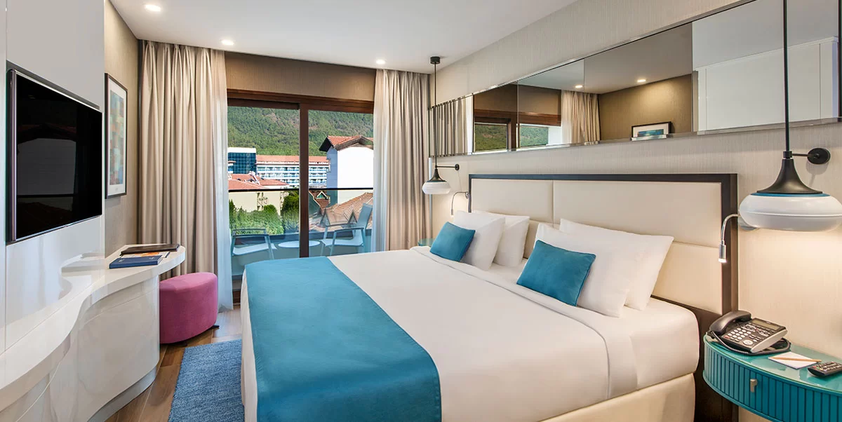 SUPERIOR ODA, BÜYÜK YATAKLI 