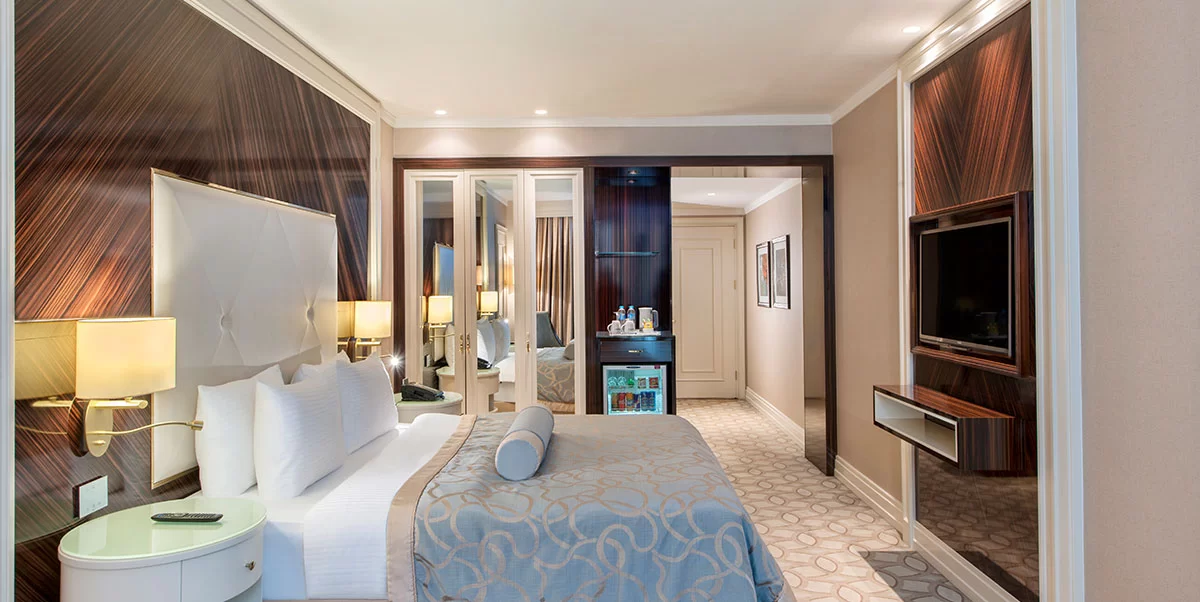 PREMIUM ODA, BÜYÜK YATAKLI 