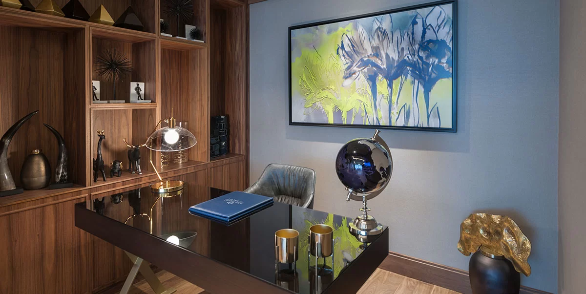 KRAL SÜİTİ, BÜYÜK YATAKLI, DENİZ MANZARALI