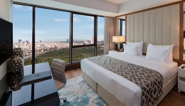 SÜİT, BÜYÜK YATAKLI 