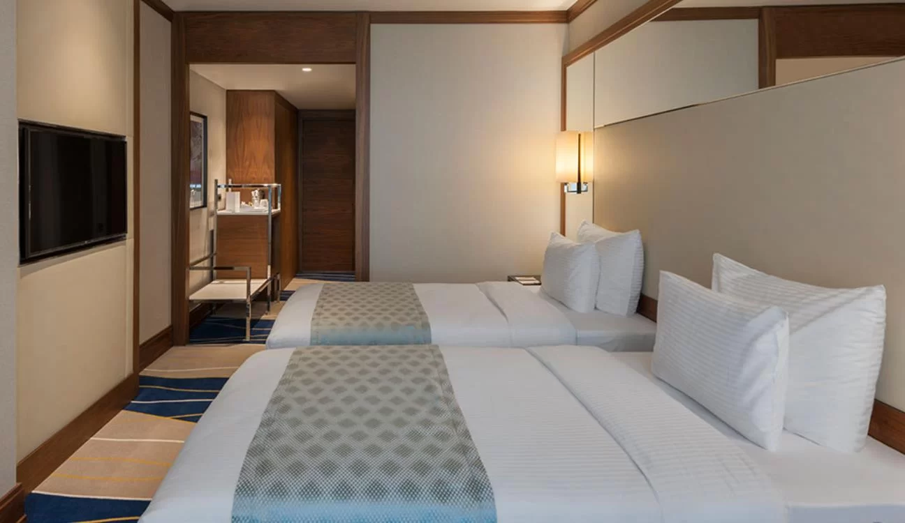 DELUXE ODA, 2 ADET TEK KİŞİLİK YATAKLI 