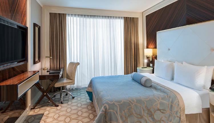 PREMIUM ODA, BÜYÜK YATAKLI 