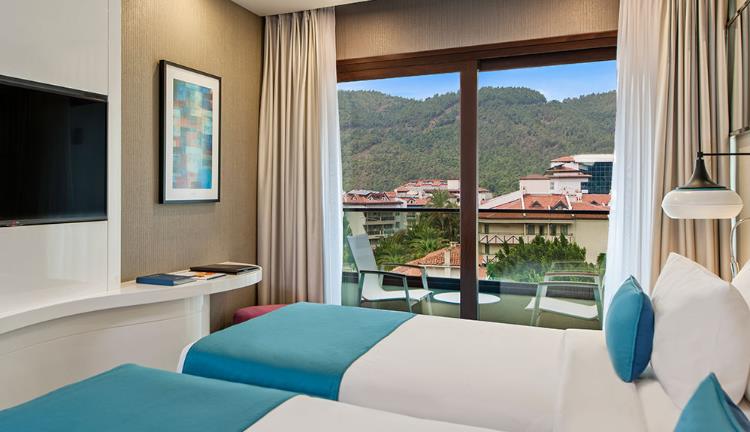 SUPERIOR ODA,  2 ADET TEK KİŞİLİK YATAKLI 