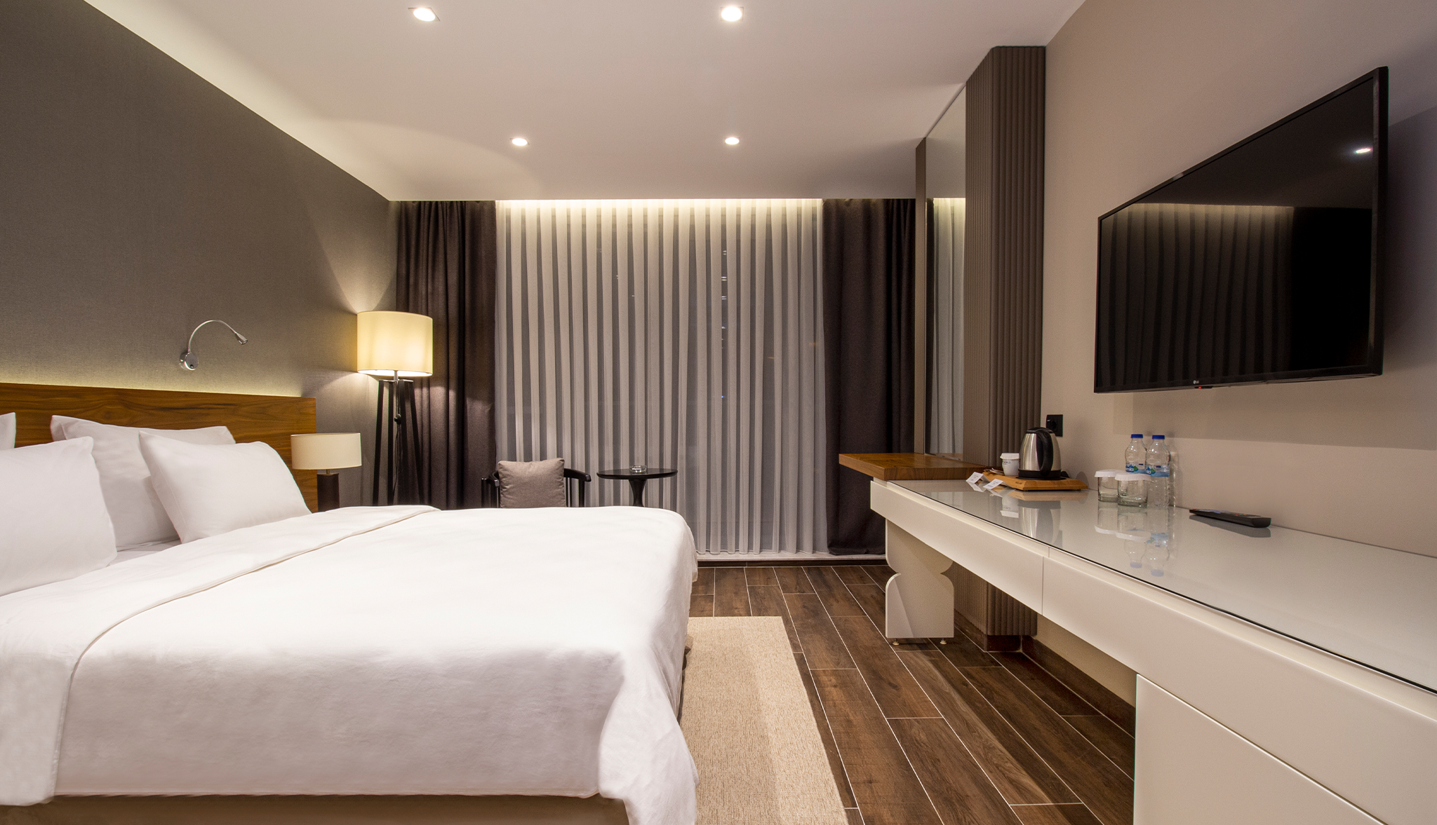 SUPERIOR ODA, BÜYÜK YATAKLI