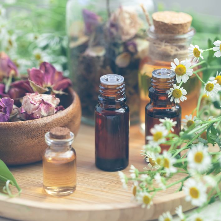 BENEFITS OF AROMATHERAPY MASSAGE FOR OUR BODY