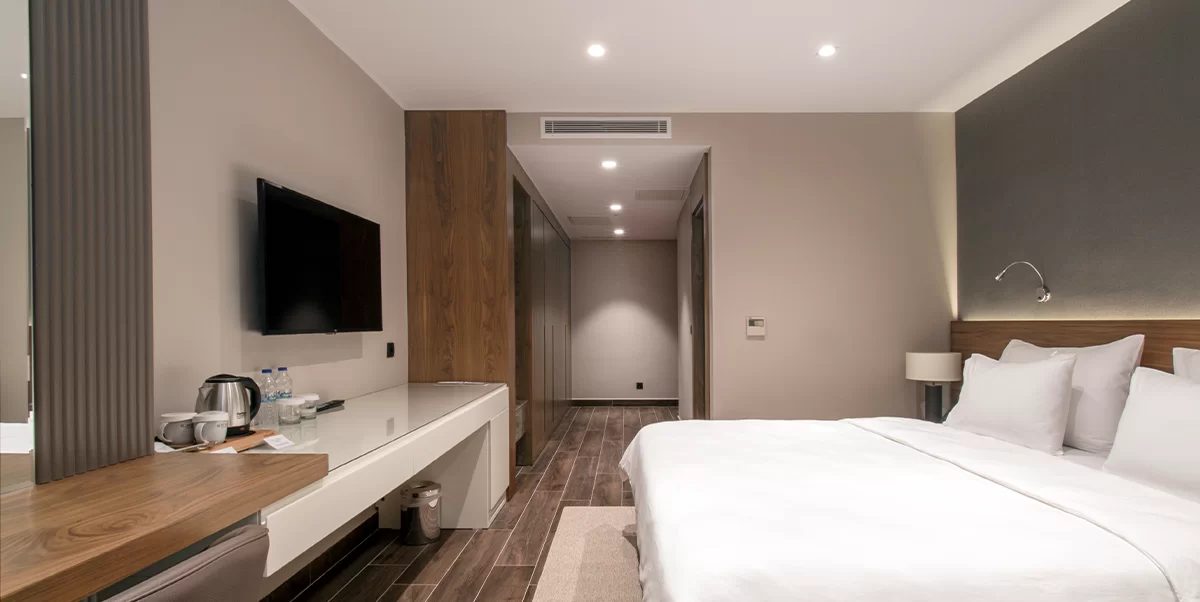 SUPERIOR ODA, BÜYÜK YATAKLI, DENİZ MANZARALI