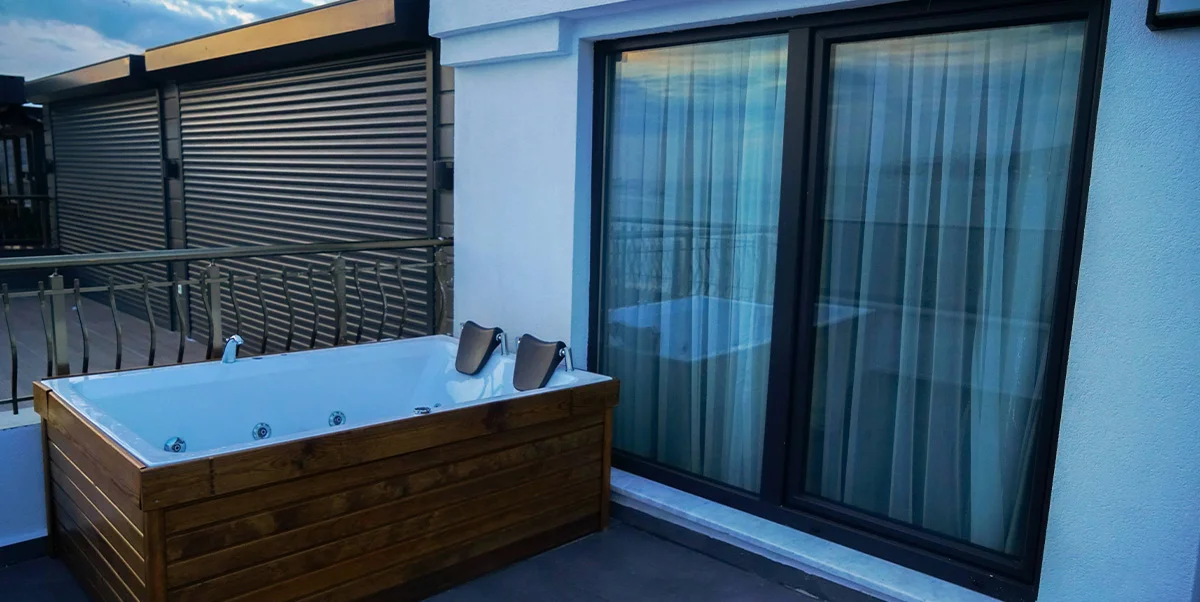 EXECUTIVE SÜİT, BÜYÜK YATAKLI, DENİZ MANZARALI