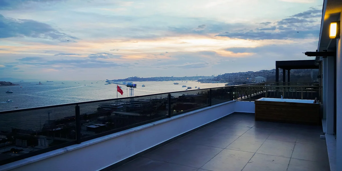 EXECUTIVE SÜİT, BÜYÜK YATAKLI, DENİZ MANZARALI