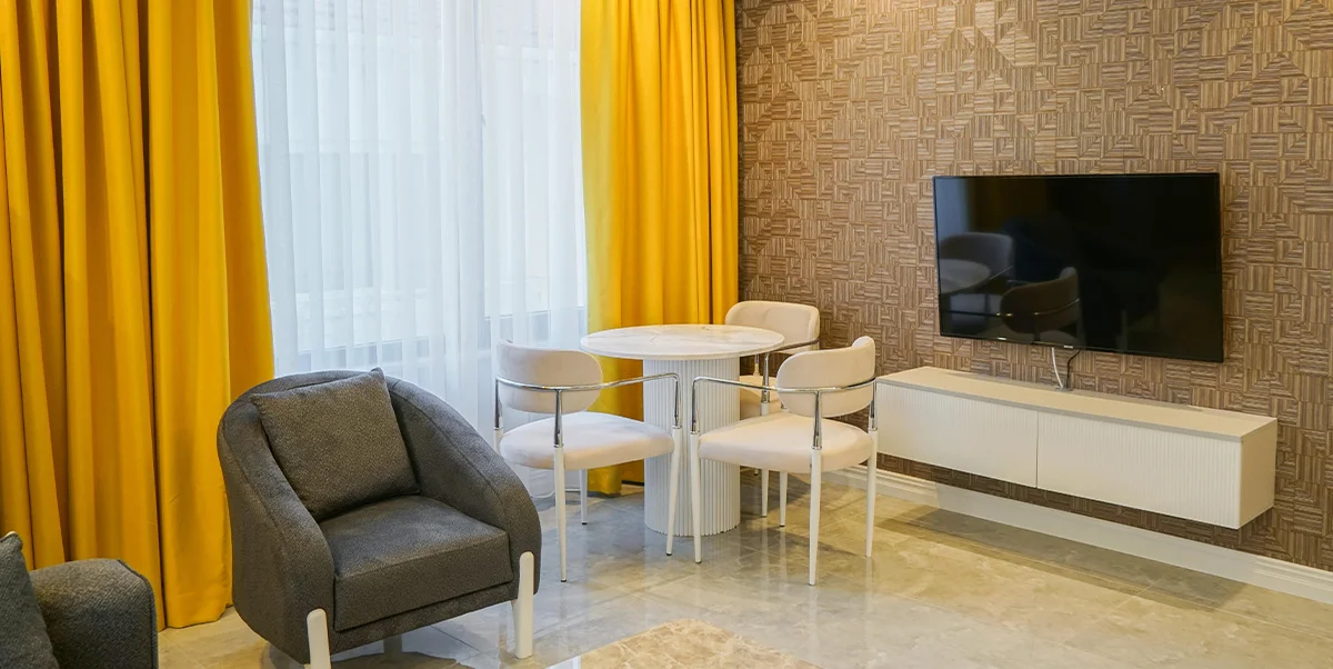 JUNIOR SÜİT, BÜYÜK YATAKLI