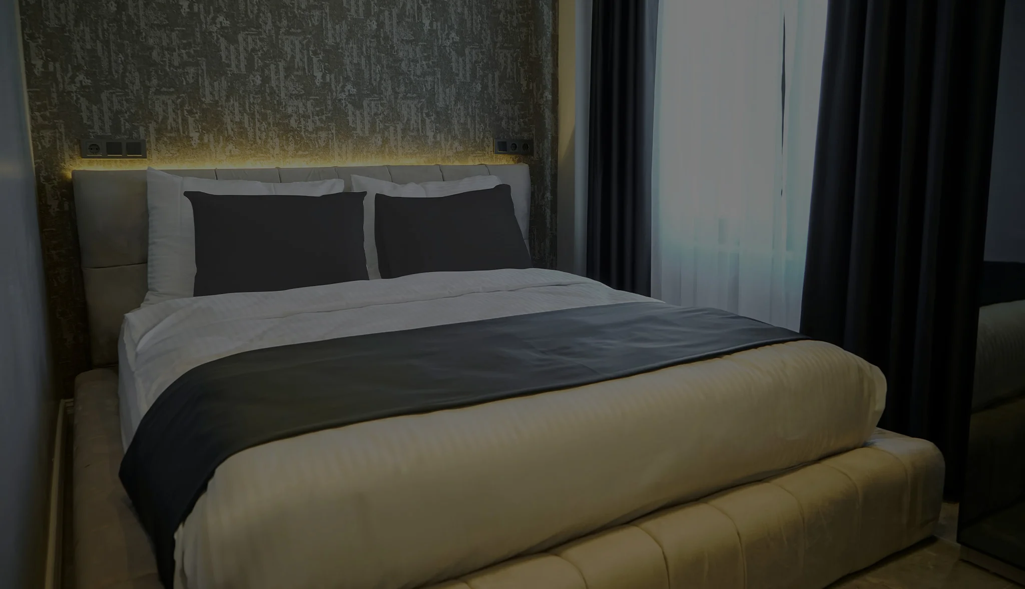 JUNIOR SÜİT BÜYÜK YATAKLI, DENİZ MANZARALI