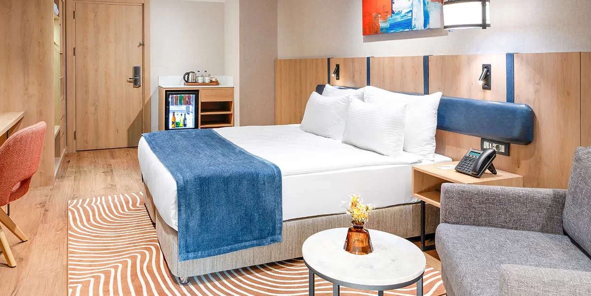 SÜİT, BÜYÜK YATAKLI