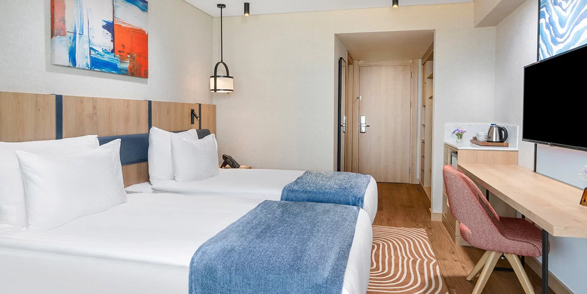 SUPERIOR ODA, 2 ADET TEK KİŞİLİK YATAKLI, DENİZ MANZARALI