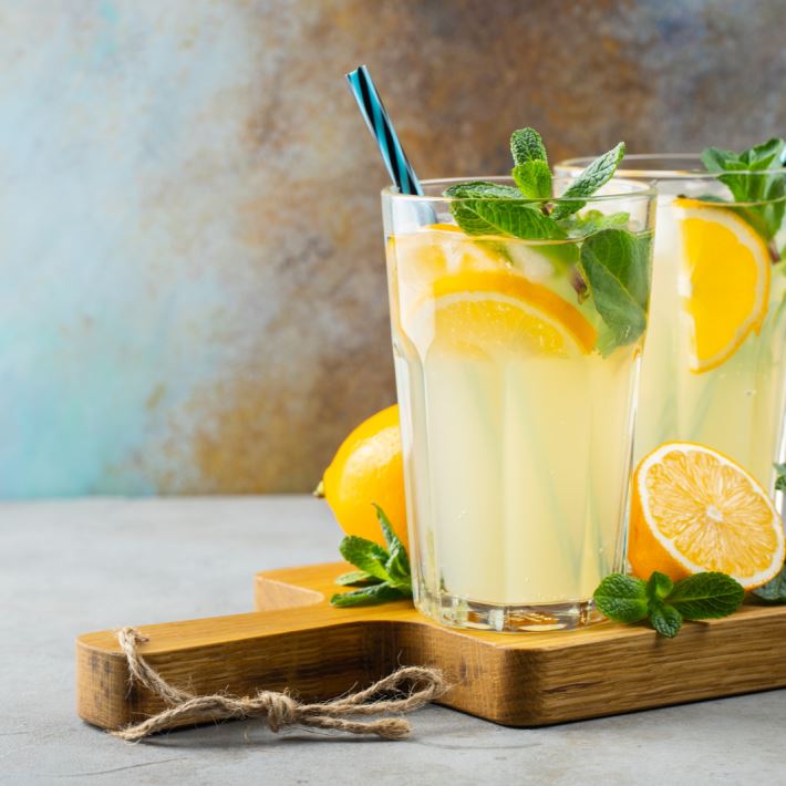 COCKTAIL RECIPES THAT WILL COOL YOU DOWN IN HOT WEATHER